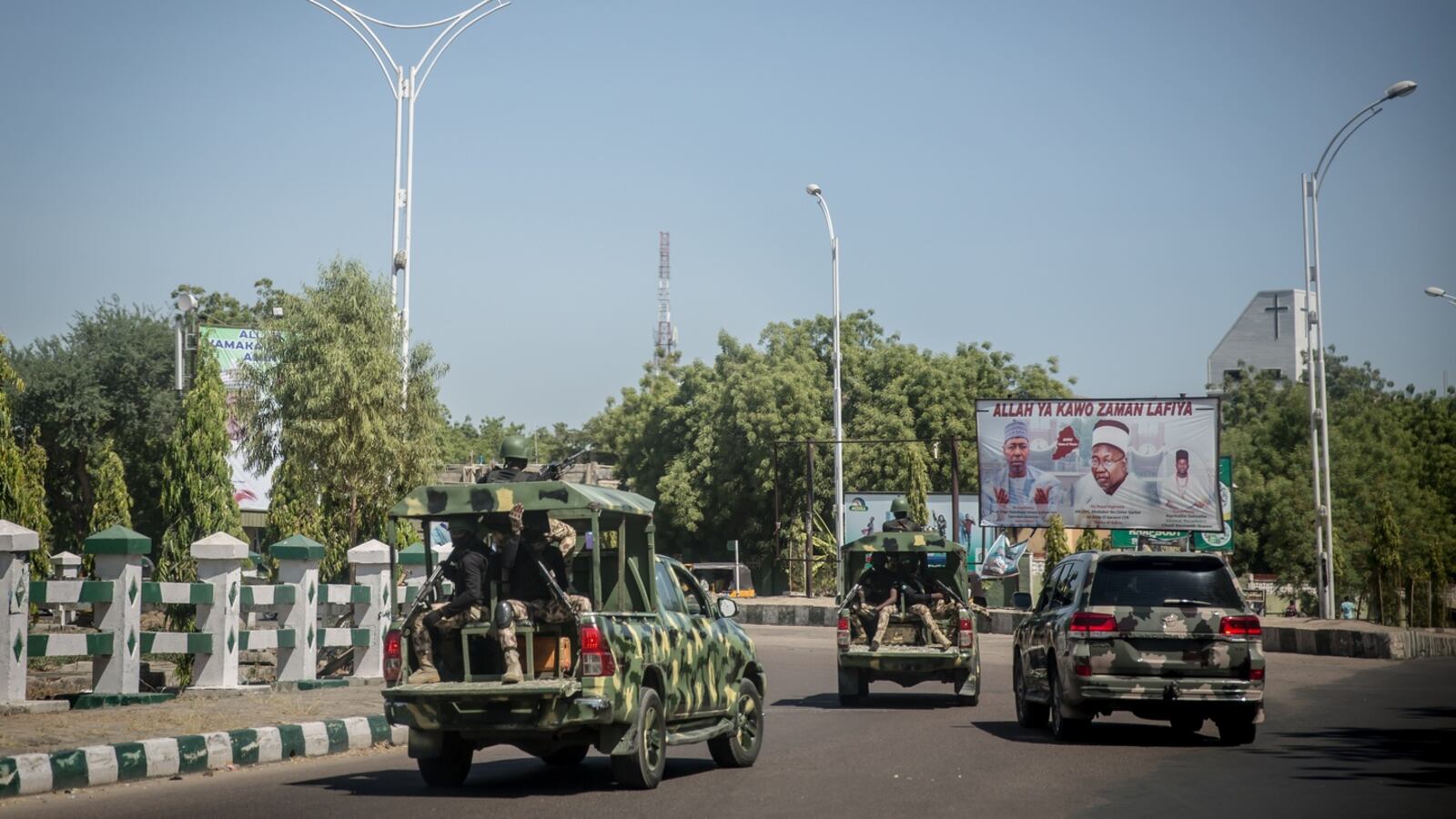 Patrulla de l'exèrcit nigerià en un operatiu de contrainsurgència a la ciutat de Maiduguri, al nord-est de Nigèria (fotografia: Sally Hayden/Europa Press).