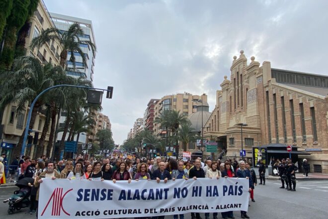 Alacant es prepara per plantar cara al PP i Vox contra l’intent de castellanitzar la ciutat