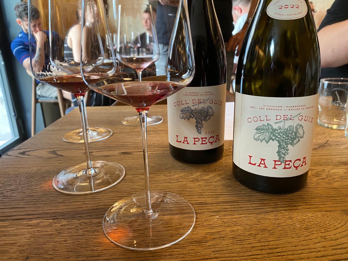 La Peça - Coll del Guix, dos vins de sumoll de vinya vella elaborat pels cellers Pardas i Enclòs de Peralba.