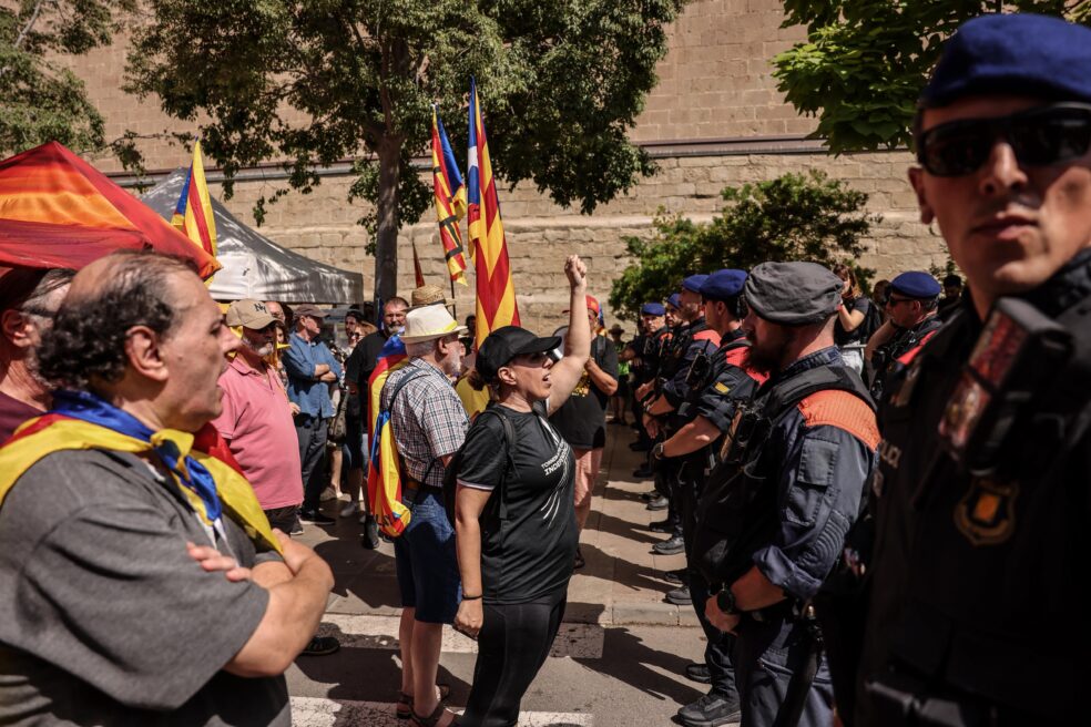 Protesta contra la presència dels reis espanyols a Montserrat