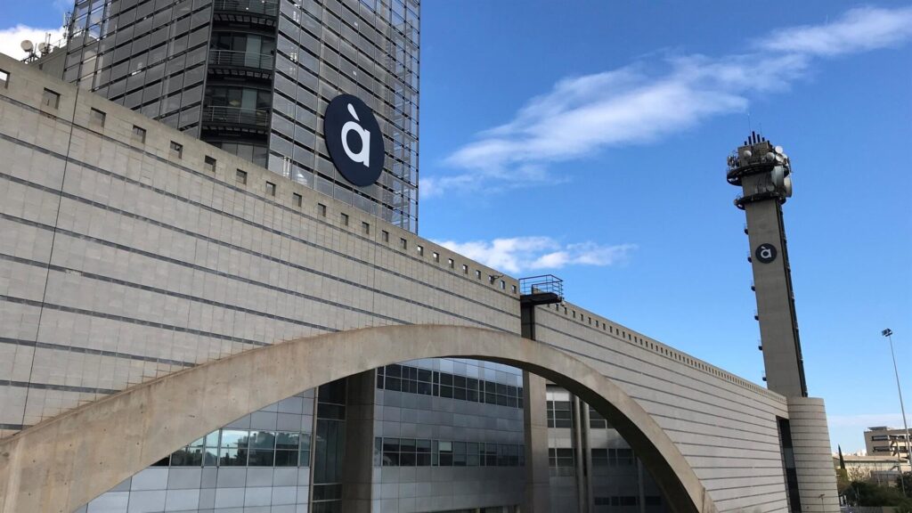 Compromís denuncia l’intent de PP i Vox d’imposar el seu candidat al consell d’À Punt i no proposarà cap nom