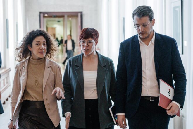 Compromís i Sumar esperen que la reunió de dimarts a Madrid serveixi per a solucionar la crisi