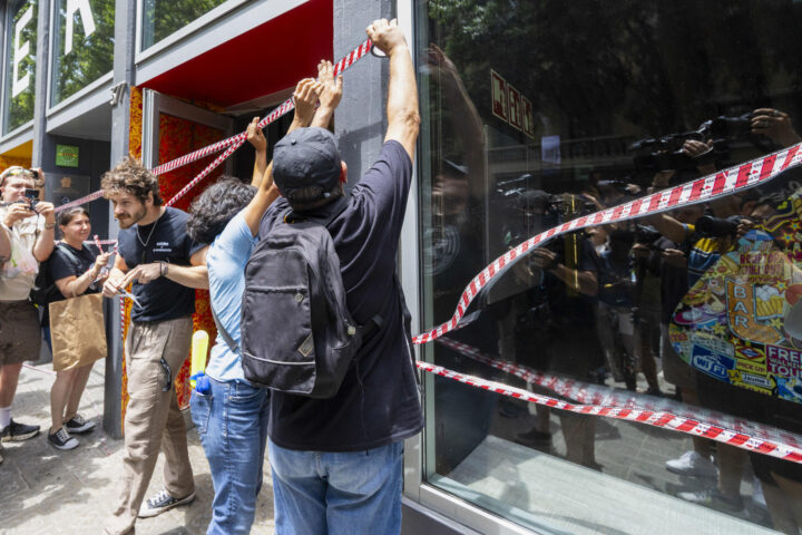 Manifestacions contra la saturació turística