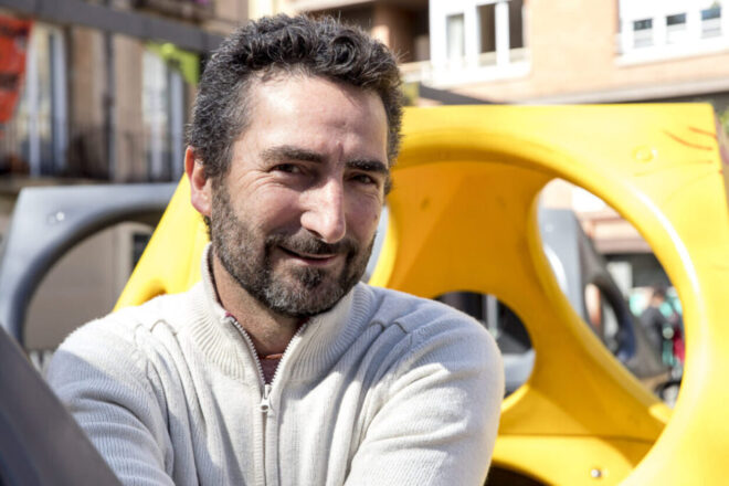 Pau Vidal: “Tot aquest material que desborda la llengua normativa em dóna la vida”