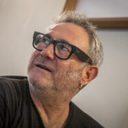 Sergi López: “Això no va bé, però no ens atrevim a rebentar-ho tot”
