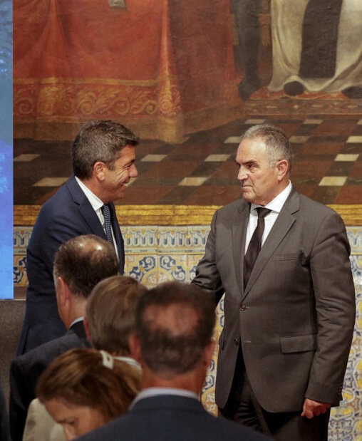 Les presses del vice-president Gan Pampols per anar-se’n del Consell