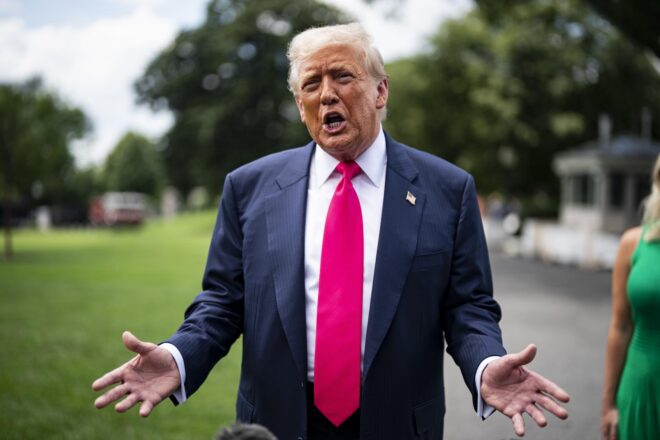 Trump diu que expulsarà la població sense llar de Washington DC