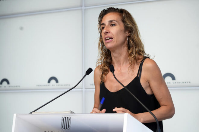 Laia Estrada dimiteix com a diputada de la CUP