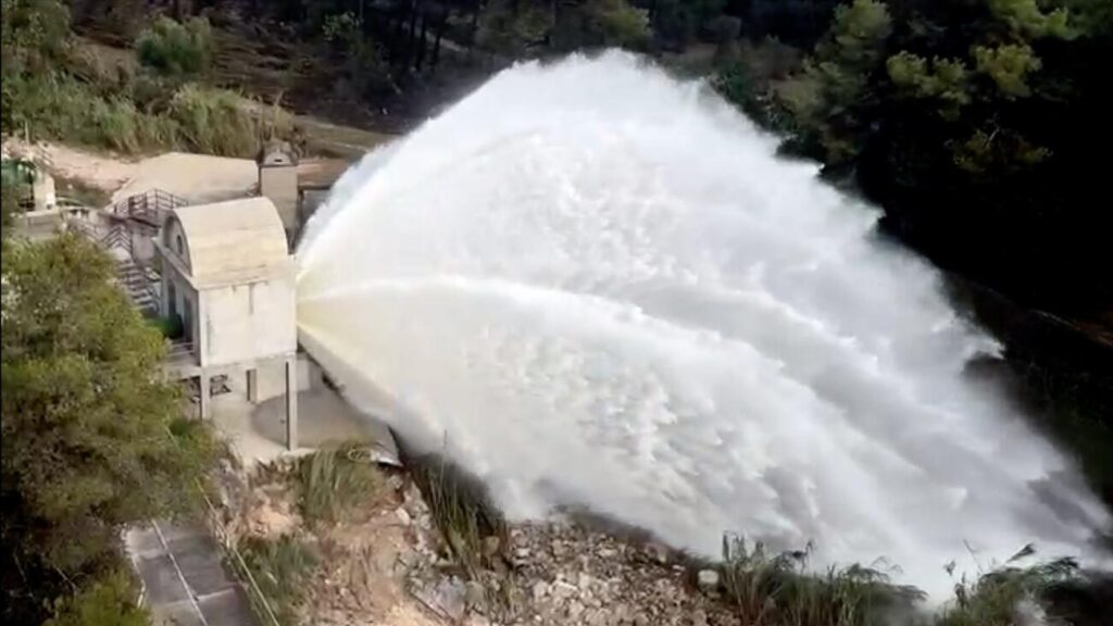 El pantà del Foix supera el llindar per sobreeiximent i l’ACA avisa d’afectacions a Castellet i la Gornal i Cubelles