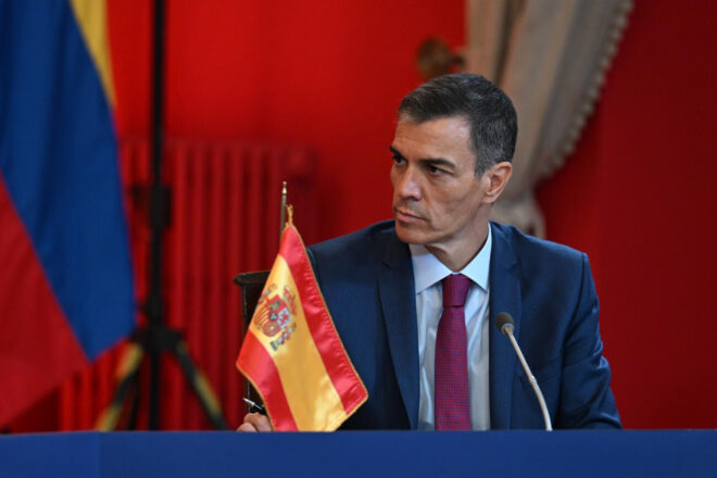 Sánchez promou un ex-regidor desconegut en el càrrec més surrealista de la Moncloa