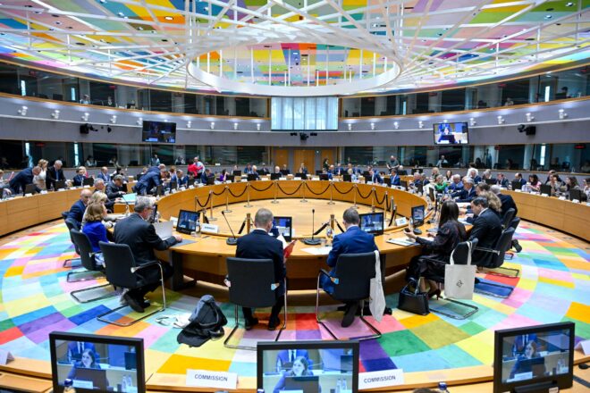 Els governs europeus tornen a deixar per a més endavant l’oficialitat del català