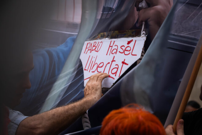 Catedràtics anglesos visitaran Pablo Hasel a la presó