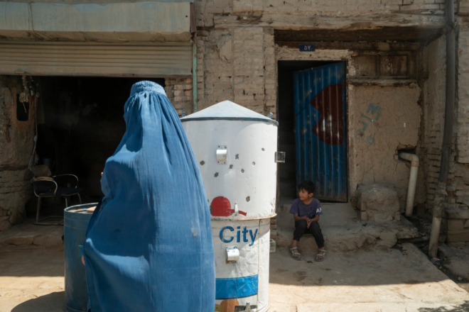 “No hi ha esperança”: a l’Afganistan, les feines no qualificades i mal pagades són l’últim recurs de les dones