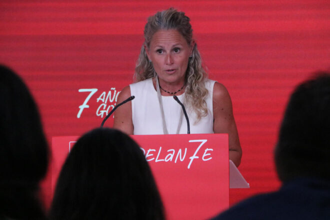 El PP i Junts assenyalen la portaveu del PSOE pel negoci immobiliari de la seva parella