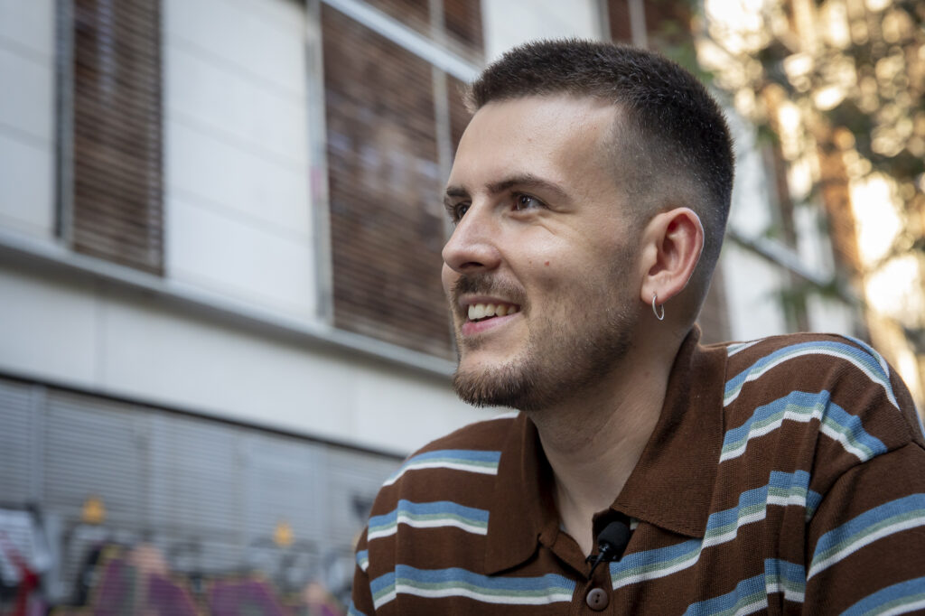 Fran Tudela (Cabrafotuda), en un moment de l'entrevista (fotografia: Albert Salamé).