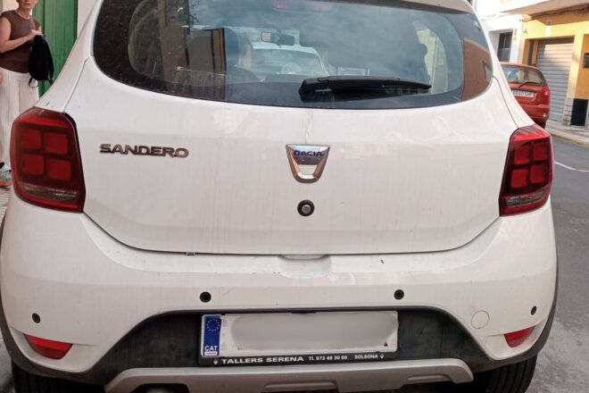 Multada per portar el “CAT” a la matrícula a Benicàssim: “No ho penso pagar”