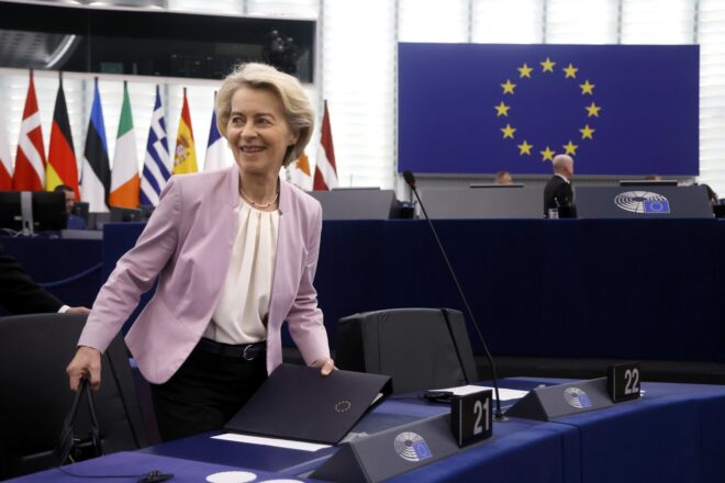Fracassa la moció de censura de l’extrema dreta contra Ursula von der Leyen