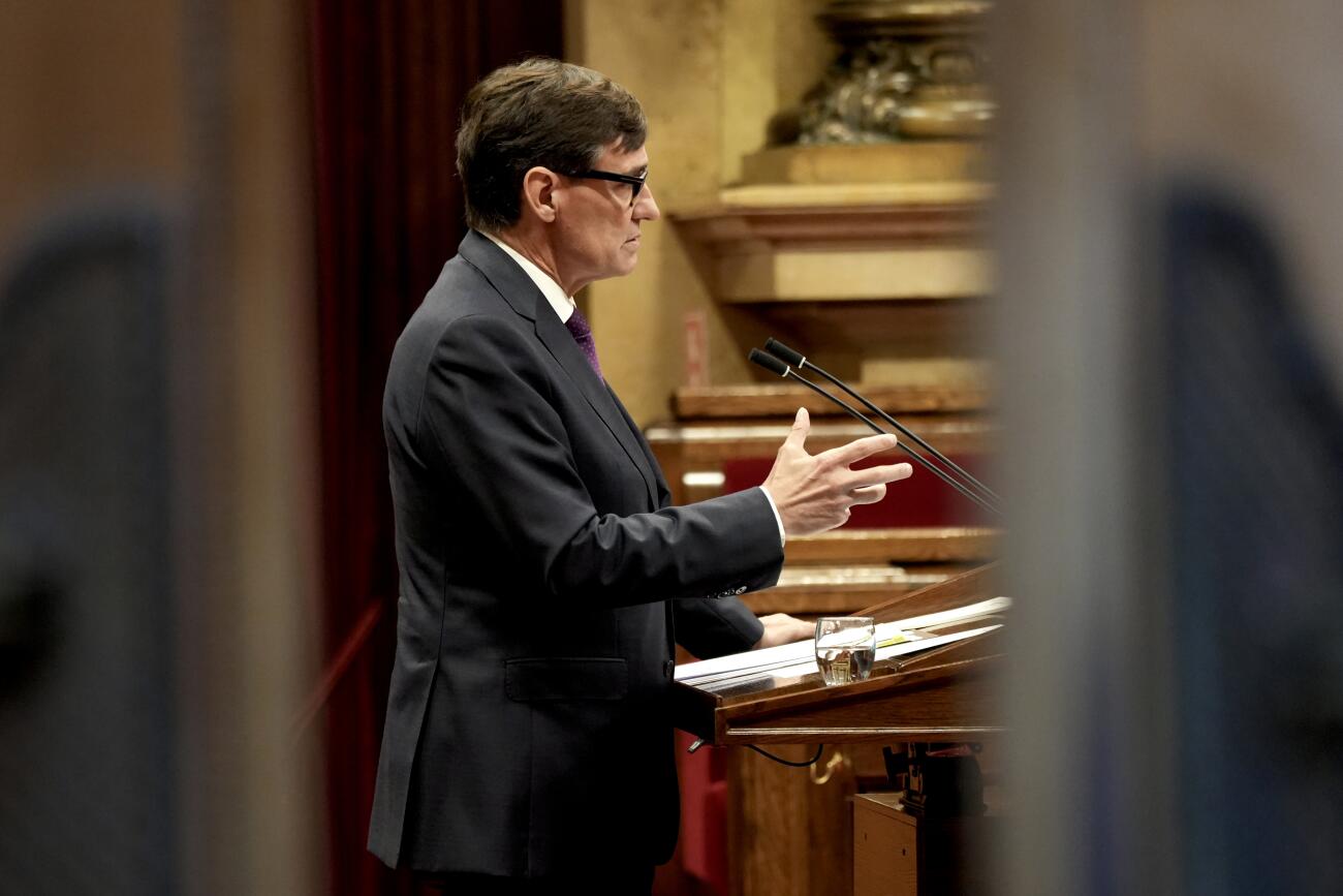 El president de la Generalitat, Salvador Illa, al ple del Parlament de Catalunya (fotografia: ACN).