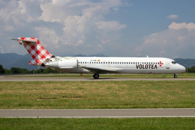 Un home ha mort succionat pel motor d’un avió a l’aeroport de Bèrgam