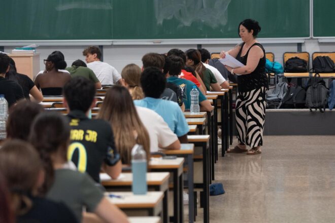 Les notes de tall del 2025: els estudiants del País Valencià ja poden consultar el seu grau universitari