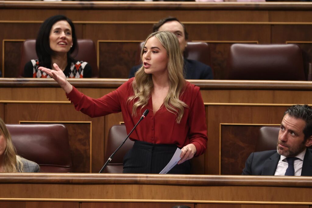 Una diputada del PP espanyol admet que ha falsificat el seu currículum