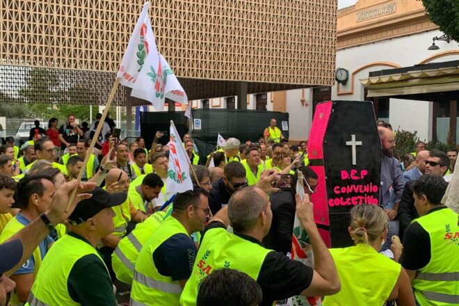 Comença la vaga indefinida dels treballadors del TIB a Mallorca, Menorca i Eivissa
