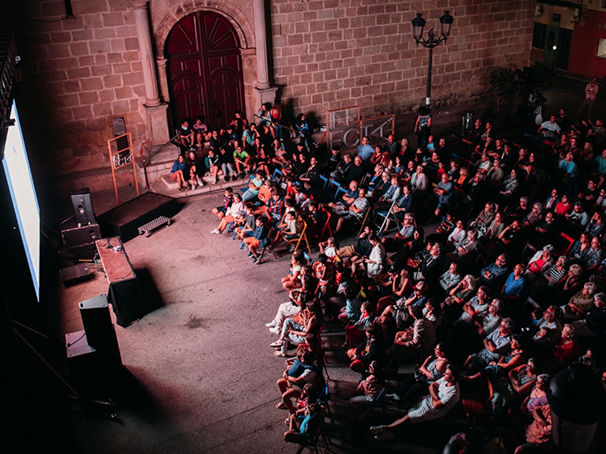 Projecció al festival In-FCTA de Bot (fotografia: In-FCTA).