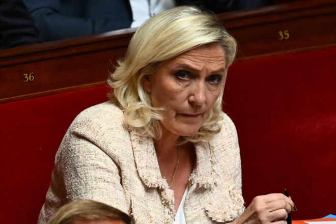 Le Pen recorre al TEDH contra la inhabilitació per malversació que li impedix de presentar-se el 2027