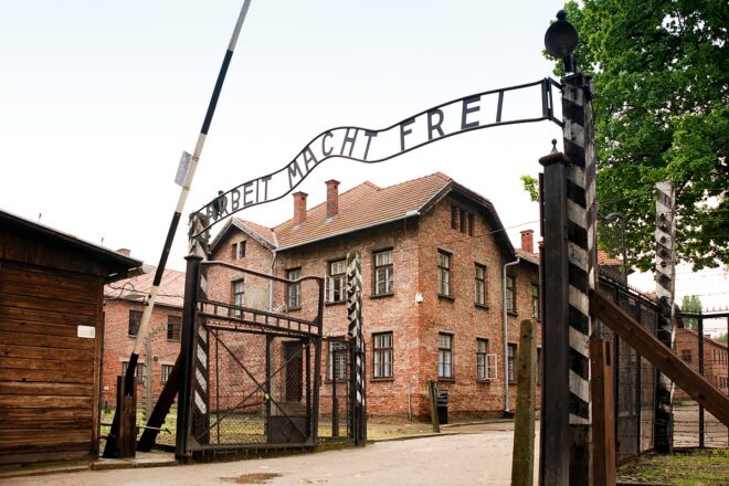 Visites a Auschwitz, fotografies a Txornòbil: els atractius del turisme fosc