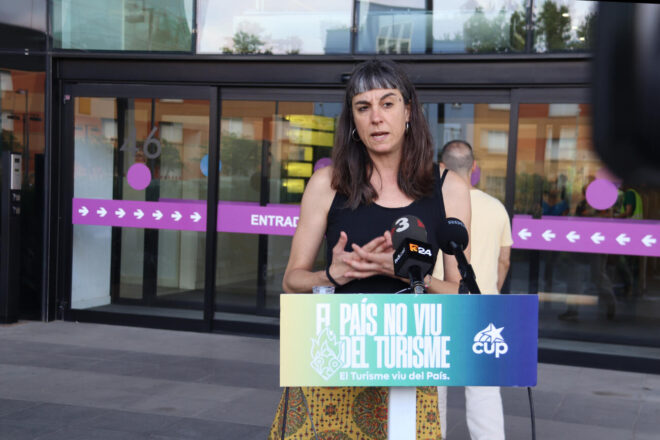 La CUP denuncia 340 pisos turístics il·legals a Catalunya i les Illes Balears
