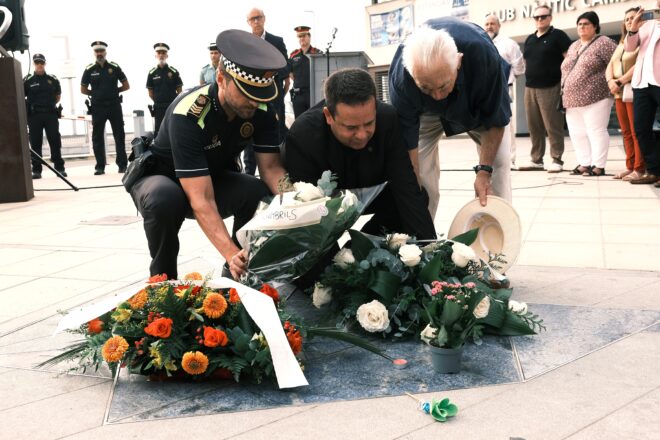Cambrils recorda les víctimes dels atemptats del 17-A en el vuitè aniversari