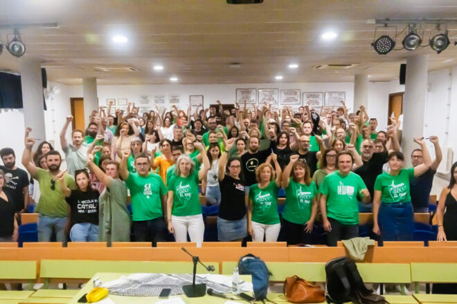Neix Feim Pinya, la xarxa d’escoles en català que impulsa l’Assemblea de Docents