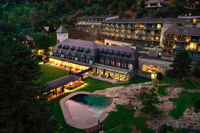 L’hotel andorrà que va ser testimoni del primer amor del poeta Joan Margarit