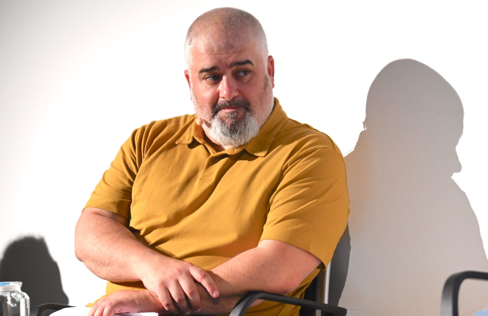 Ferran Dalmau, en una imatge d'aquesta primavera en una taula redona sobre la gota freda a l'Octubre CCC de València (fotografia: Prats i Camps)