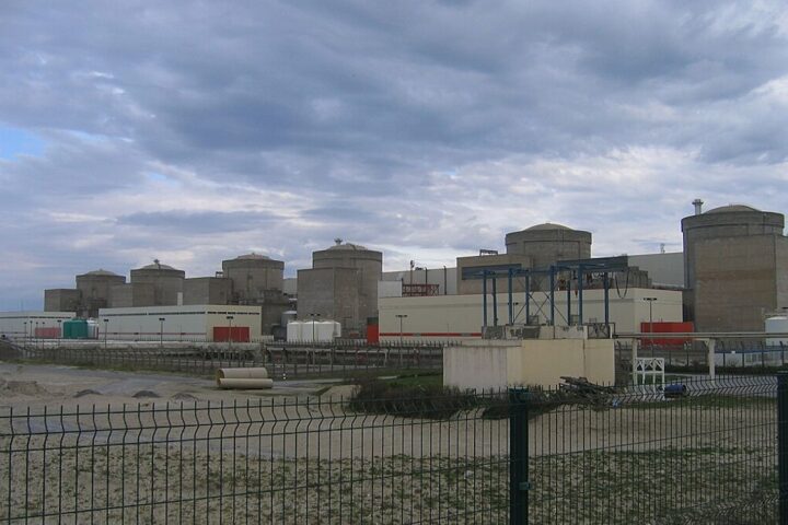 La central nuclear de Gravelines (fotografia: Douchet Quentin, Viquipèdia).