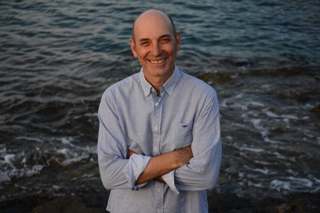 Joaquim Garrabou: “A la Mediterrània hi ha espècies tropicals que es troben com a casa”