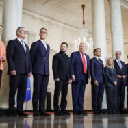En una cimera precipitada a Washington, els mandataris europeus proven d’apartar Trump del Kremlin