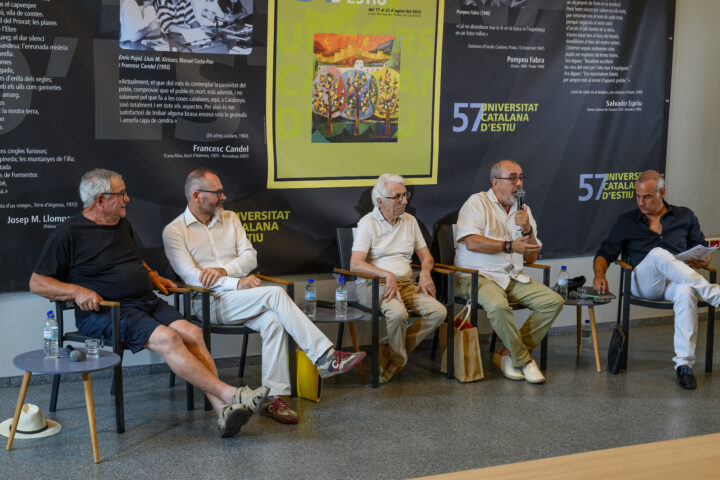 D'esquerra a dreta: Joan Lluís Salies (batlle de Tarerac), Josep Costa (jurista), Pere Manzanares (tinent de batlle d’Elna), Nicolas Garcia (batlle d’Elna) i Mateu Pons i Serradeil (advocat).