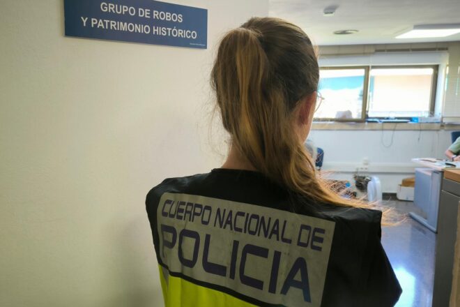Detingut un galerista de Palma que venia obres falsificades d’un autor mallorquí