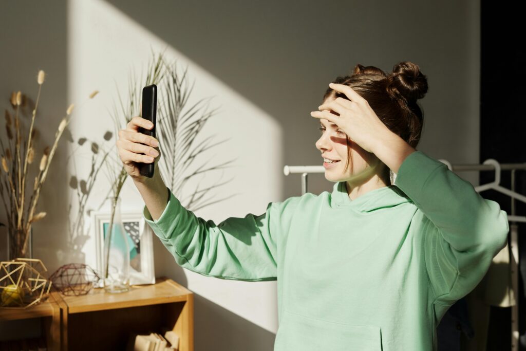 10 consells de ciberseguretat per a protegir el mòbil en les vacances d'estiu (i tot l'any)