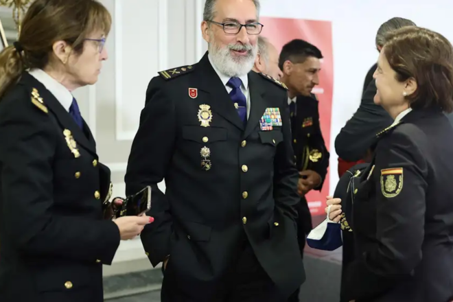 Marlaska situa al número 3 d’Interior el comissari responsable de les infiltracions policíaques