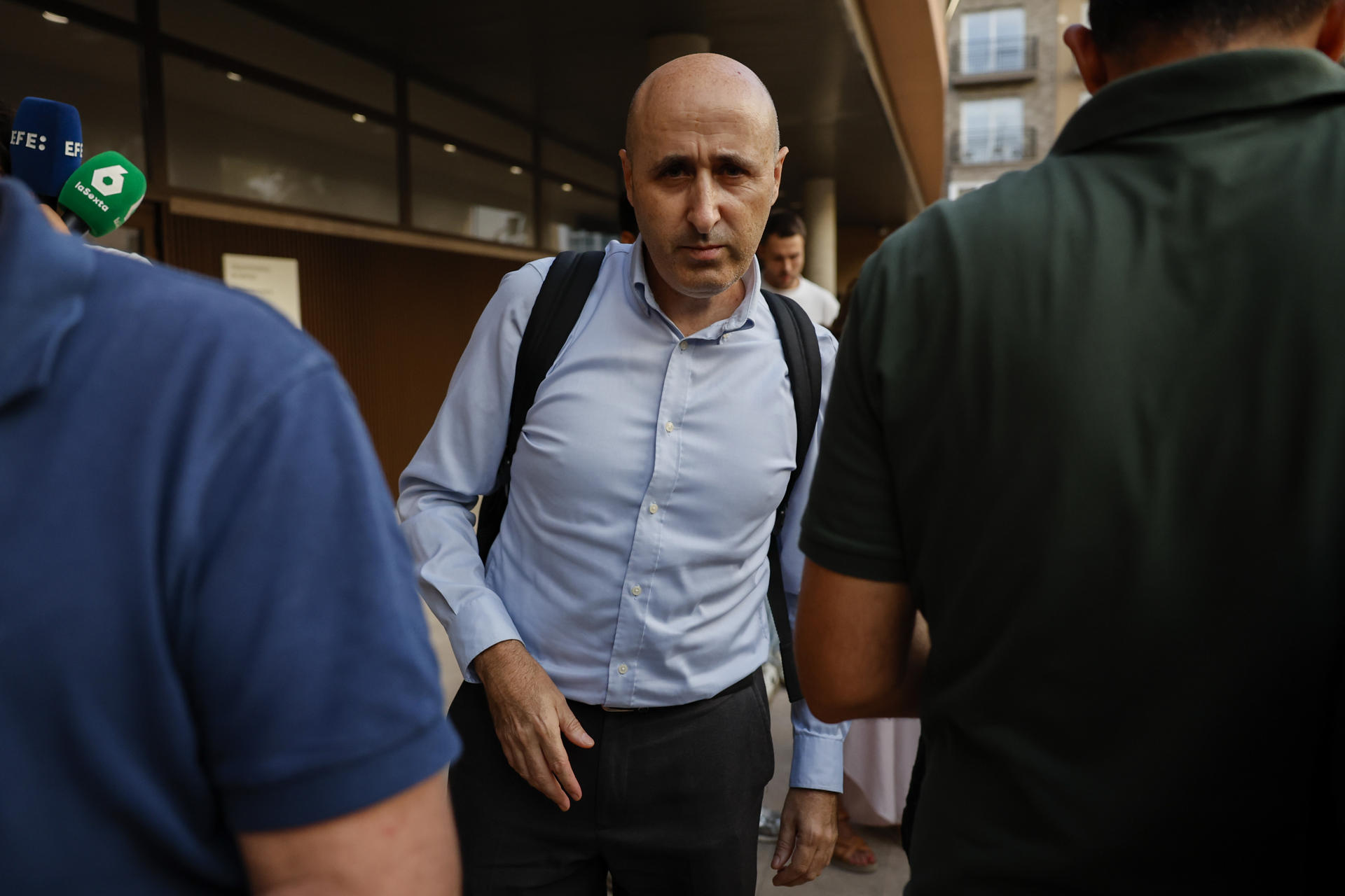Miguel Polo, abans d'entrar al jutjat (fotografia: EFE / Ana Escobar).