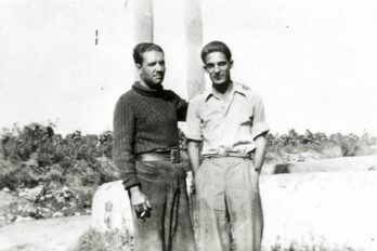 Pere Vives, a l'esquerra, amb un company, a Alinhan del Vent.