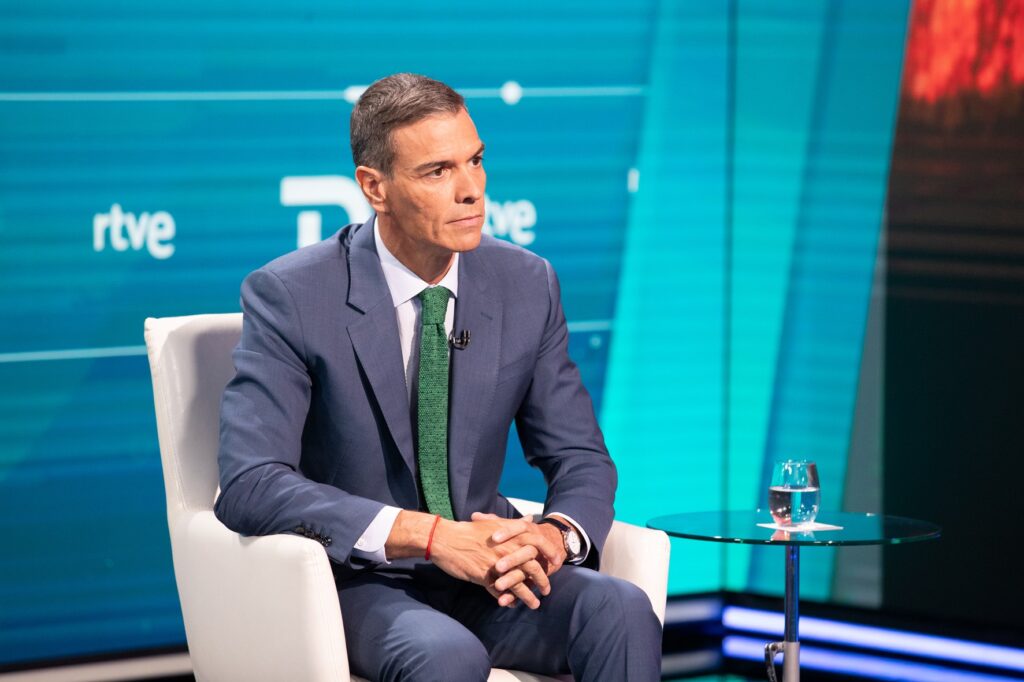 Sánchez nega que la reunió Illa–Puigdemont tingui a veure amb el pressupost espanyol