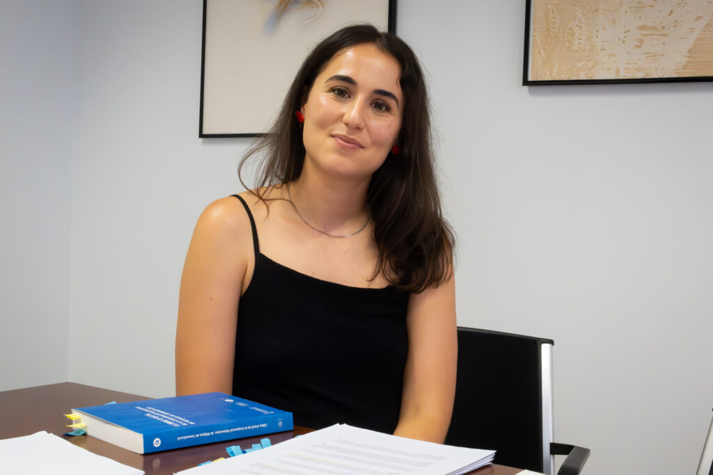 Elena Tamarit: “Em va costar molt marxar d’À Punt, però no em reconec en una directiva que és una corretja de transmissió del Consell”