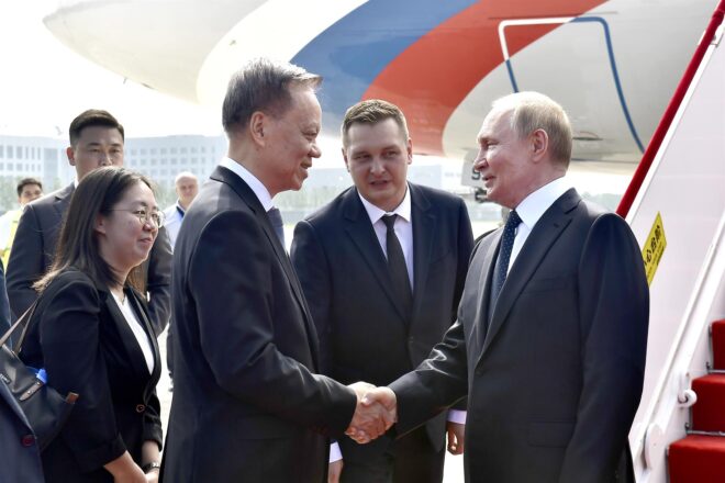 Putin comença una visita oficial de quatre dies a la Xina per participar en la cimera de l’Organització de Cooperació de Xangai
