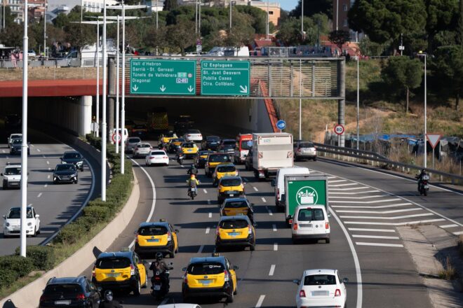 La nova llei del taxi exigirà un nivell mínim de català