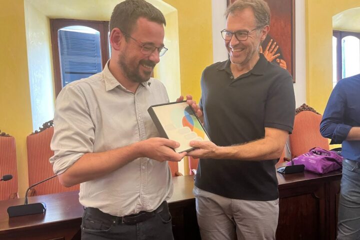 Lluc Salellas i Miquel Oliver, en un moment de la trobada.