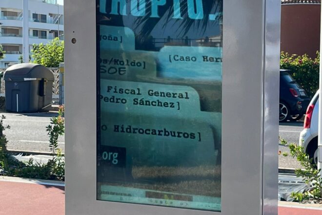 Apareixen missatges difamatoris contra Sánchez en panells informatius de Castelló i l’ajuntament parla de ciberatac
