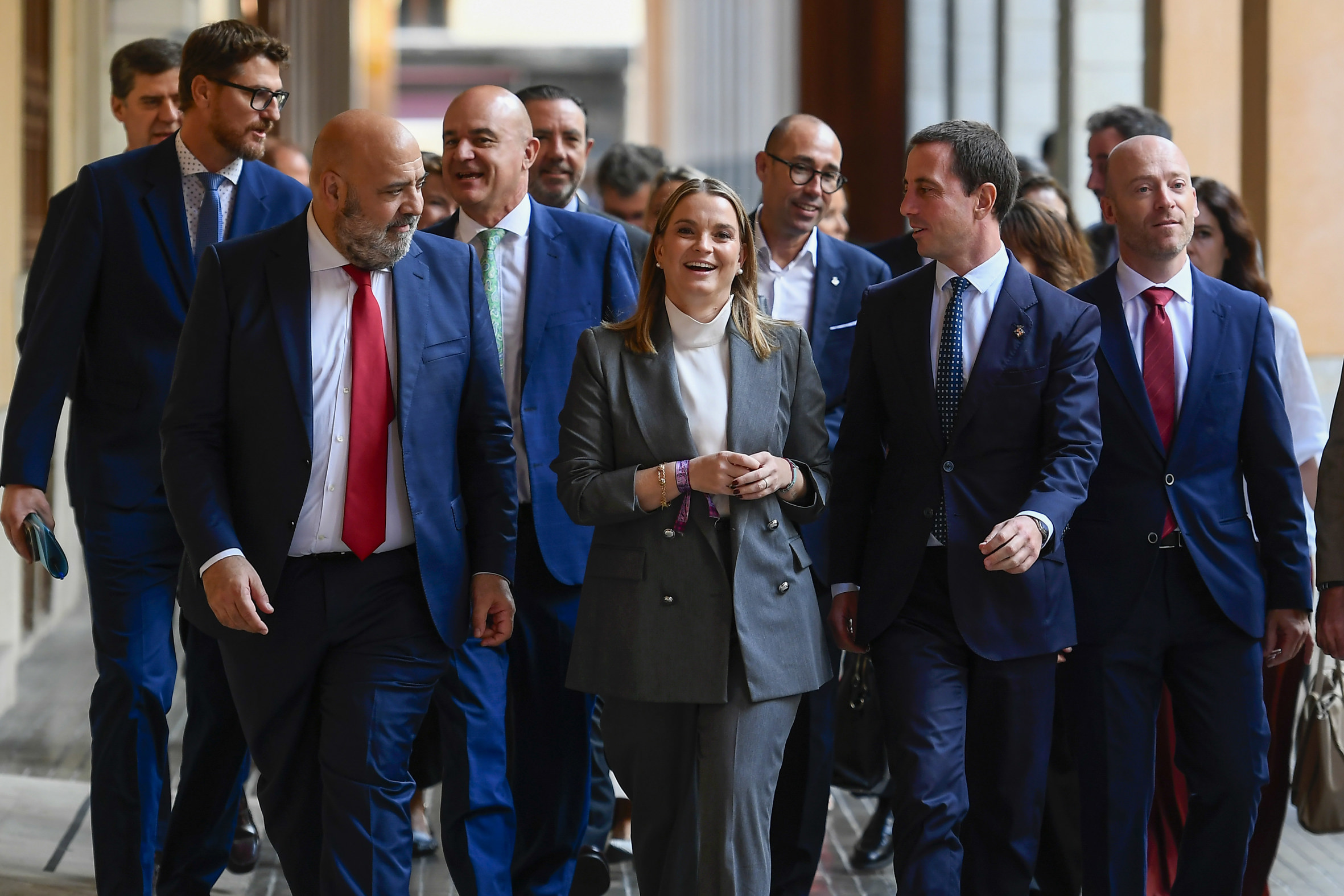 Prohens, escoltada per la plana major del PP (EFE/ Miquel A. Borràs)